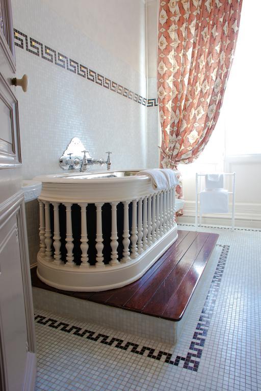 Hotel Villa Reine Hortense Dinard Exterior photo
